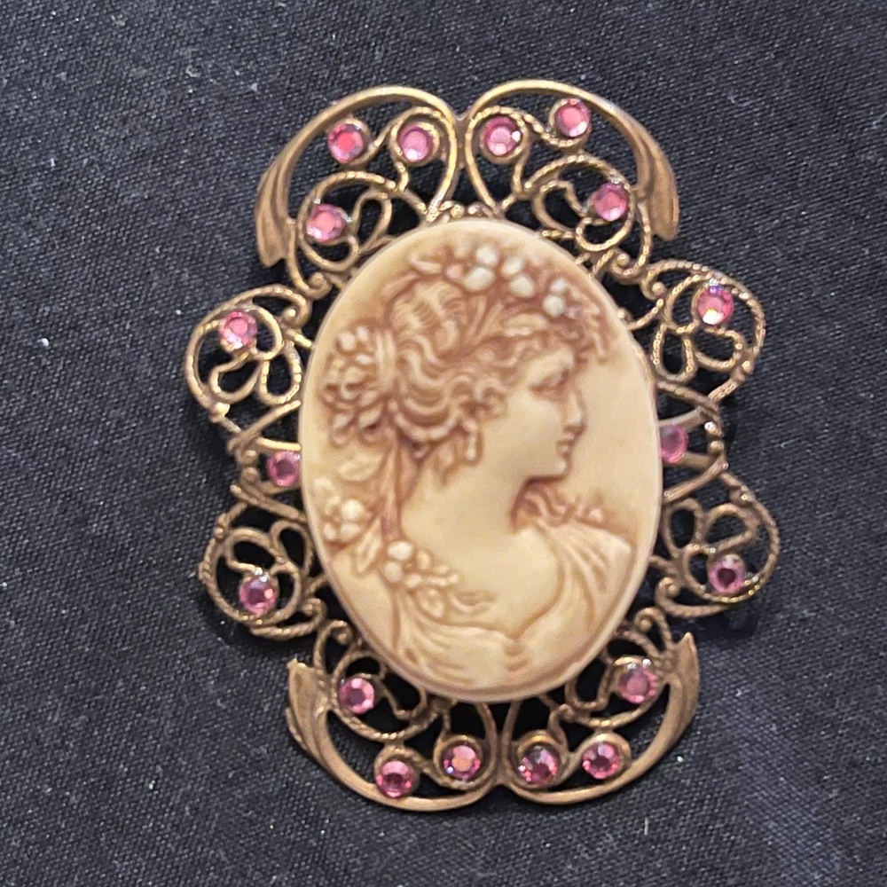 Vintage Cameo Brooch with Pink Rhinestones Hidden Heart